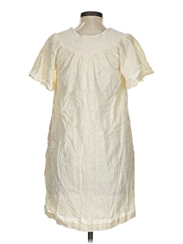 Old Navy Casual Dress (view 2)
