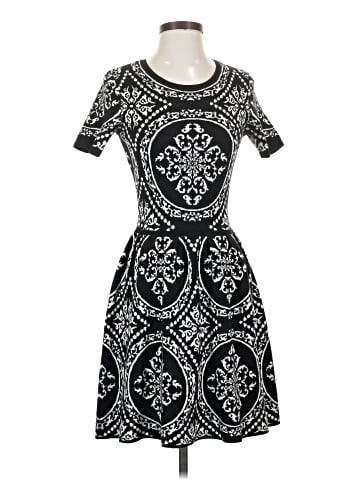 Romeo & Juliet Couture Casual Dress (view 1)