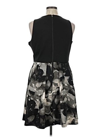 Mossimo Cocktail Dress (view 2)