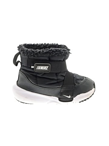 Nike Boots (view 1)