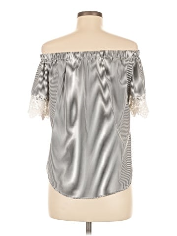 Roommates 3/4 Sleeve Blouse (view 2)