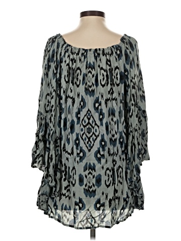 Indah 3/4 Sleeve Blouse (view 2)