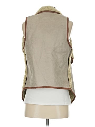 Takara Faux Fur Vest (view 2)