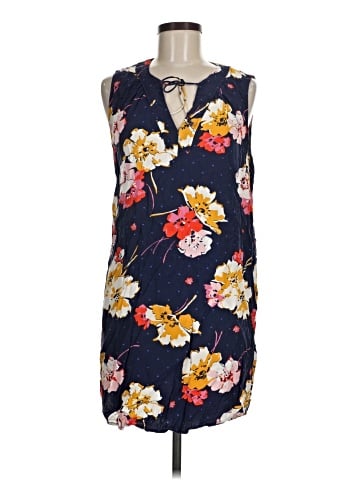 Old Navy Casual Dress (view 1)