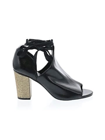 bc Heels (view 1)