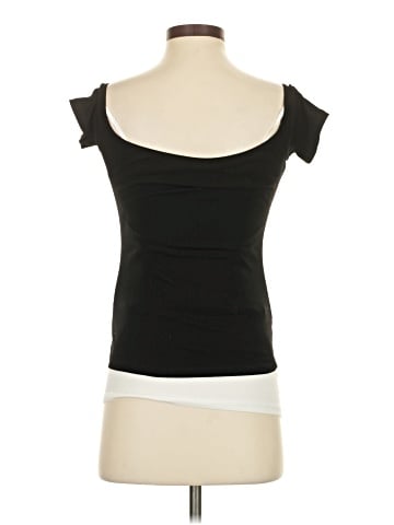 Halara Sleeveless T-Shirt (view 2)