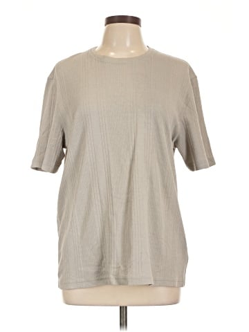 Claiborne Short Sleeve Top (view 1)