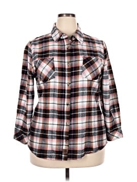 Legendary Whitetails 3/4 Sleeve Button Down Shirt