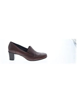 Naturalizer Flats