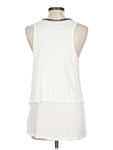 Lila Rose Sleeveless Top (view 2)