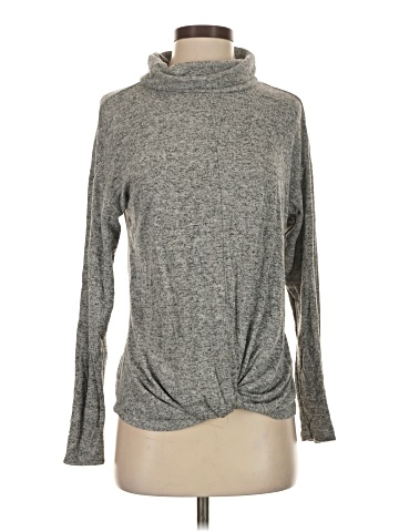 Jennifer Lopez Turtleneck Sweater (view 1)