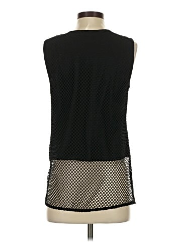 The Fifth Sleeveless Blouse (view 2)