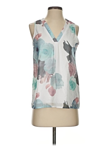 Salanta Sleeveless Blouse (view 1)