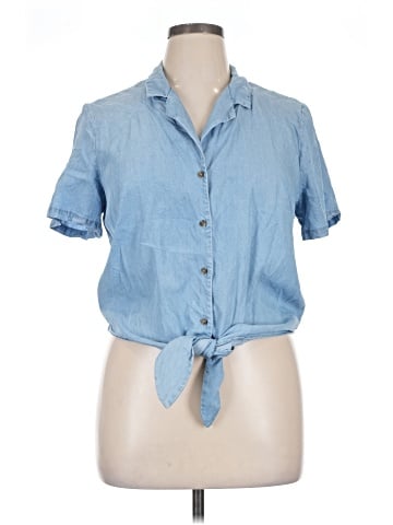 Candie's Short Sleeve Blouse (view 1)