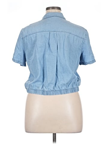 Candie's Short Sleeve Blouse (view 2)