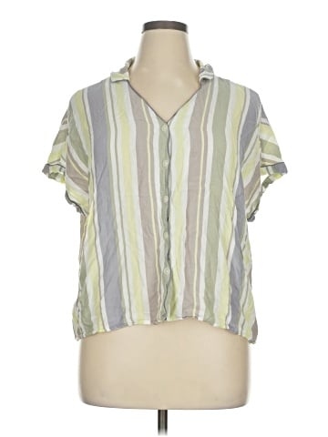 Ambrielle Short Sleeve Blouse (view 1)