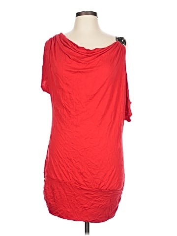 Studio Y Short Sleeve T-Shirt (view 1)
