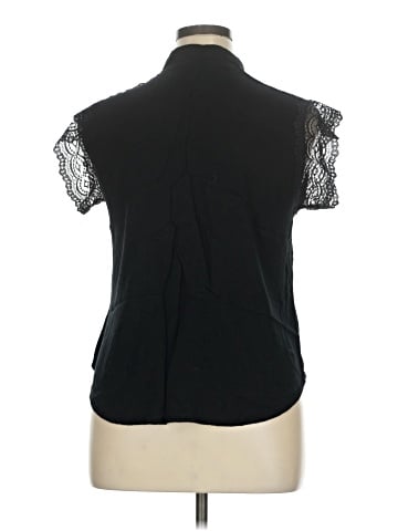 Amaryllis Short Sleeve Blouse (view 2)