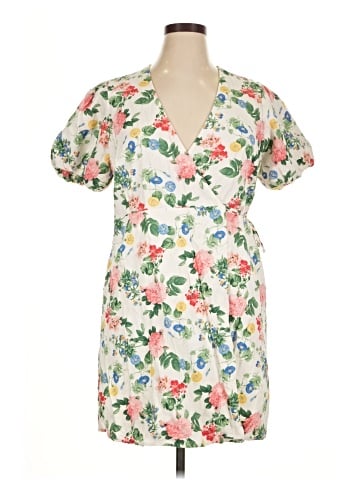 Old Navy Casual Dress (view 1)