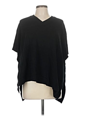 Modena Poncho (view 1)