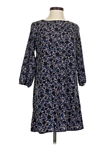 Old Navy Casual Dress (view 1)