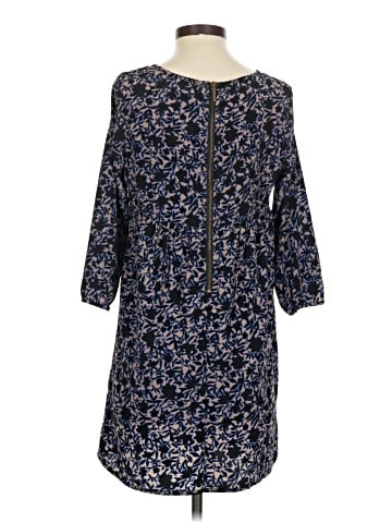 Old Navy Casual Dress (view 2)