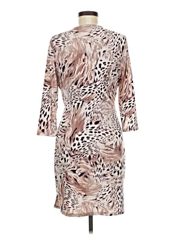 Jennifer Lopez Casual Dress (view 2)