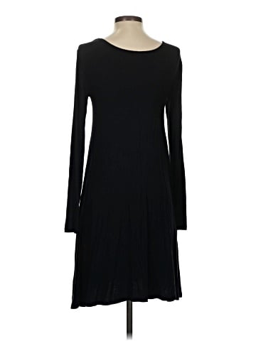 Old Navy Casual Dress (view 2)