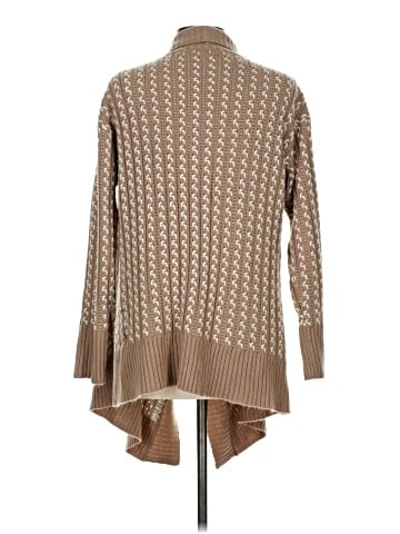 Buttons Cardigan (view 2)