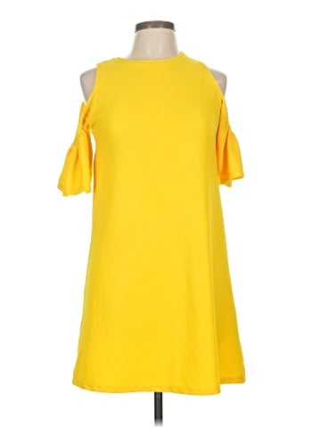 Trafaluc by Zara Casual Dress (view 1)