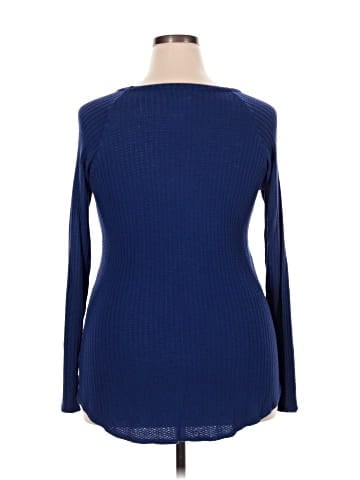 Chaser Long Sleeve Top (view 2)