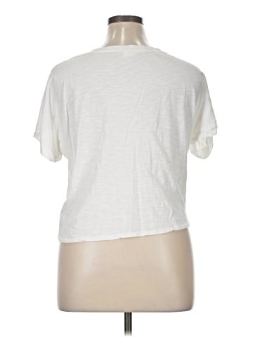 Skye's The Limit Short Sleeve T-Shirt (view 2)