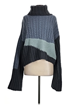 Sweaty Betty Turtleneck Sweater