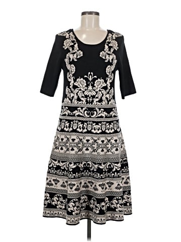 Sandra Darren Casual Dress (view 1)