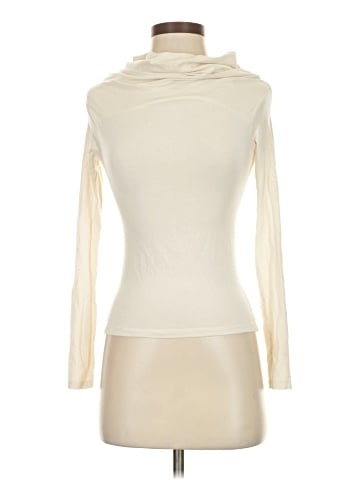 Womyn Long Sleeve Top (view 1)