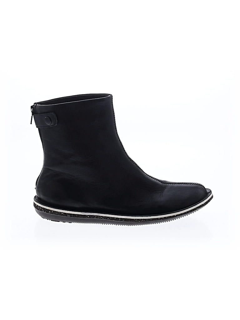 Pre-owned Camper Ankle Boots In Black