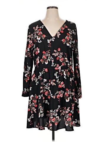 Ann Taylor LOFT Casual Dress (view 1)