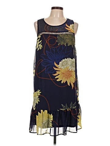 Harlow & Rose Casual Dress (view 1)