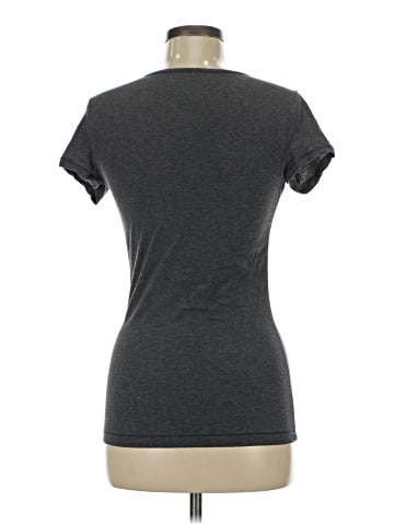 Victoria's Secret Short Sleeve T-Shirt (view 2)