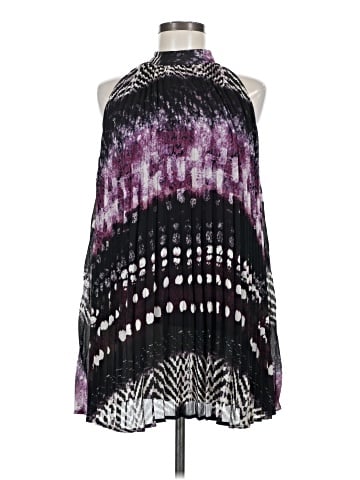 Plisse Sleeveless Blouse (view 1)