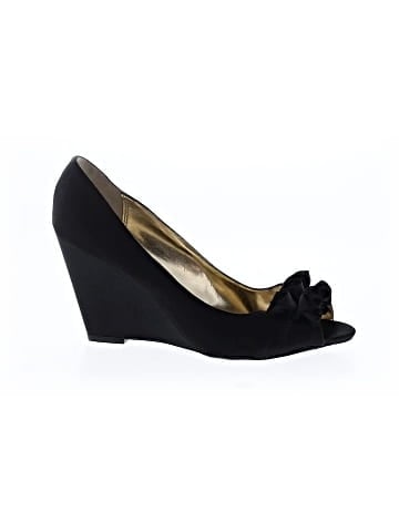 Nina Wedges (view 1)
