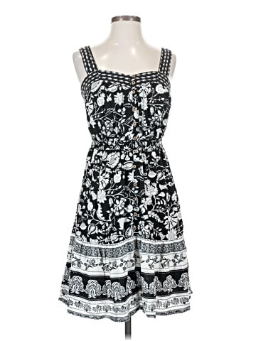 Knox Rose Casual Dress (view 1)