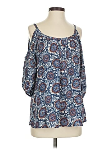 Le Lis 3/4 Sleeve Blouse (view 1)