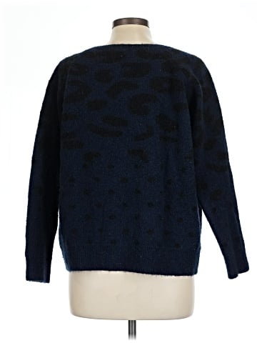 Chelsea & Theodore Pullover Sweater (view 2)