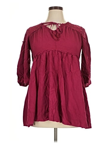 True Craft 3/4 Sleeve Blouse (view 1)