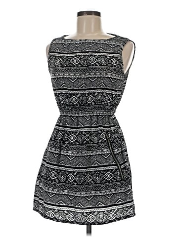 Mela Loves London Casual Dress (view 1)