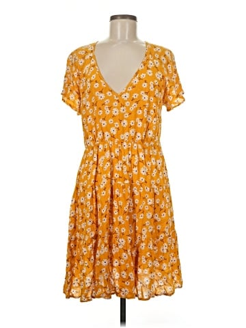 Cupshe Casual Dress (view 1)
