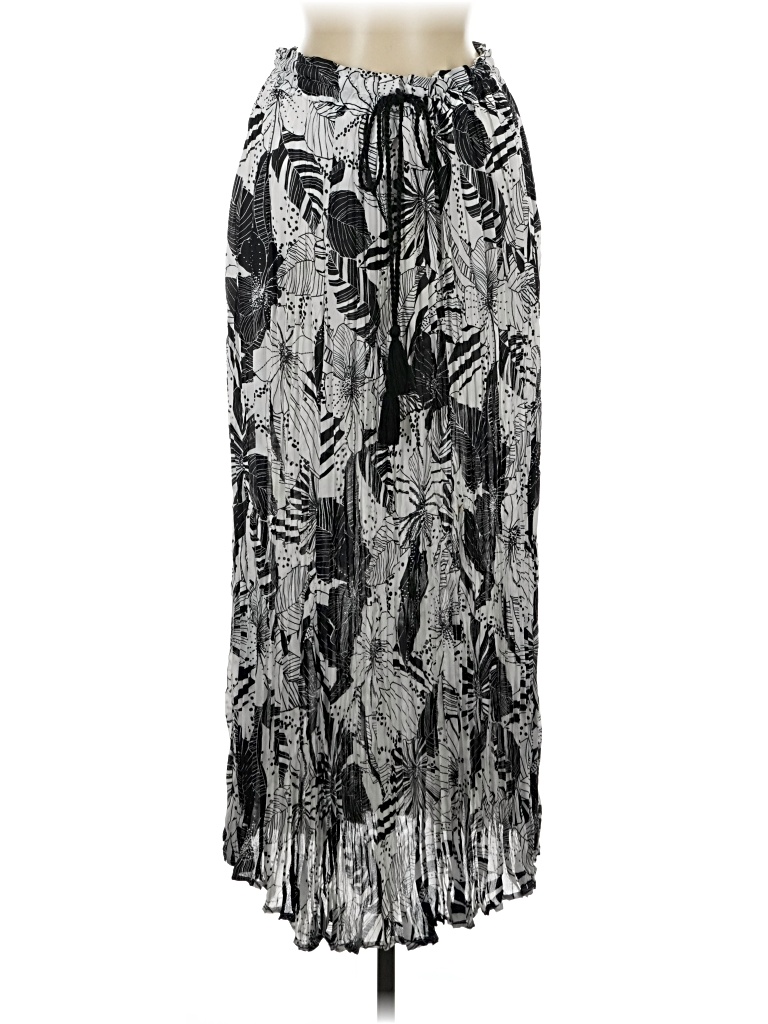 Pre-owned Spense Casual Skirt In Silver