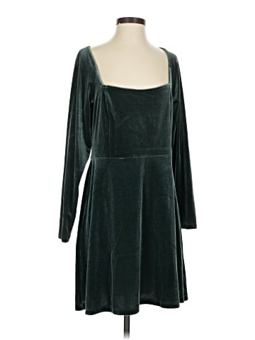 Old Navy Casual Dress (view 1)