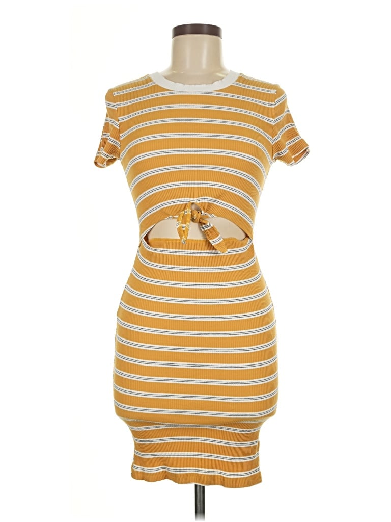Pre-owned Rue21 Casual Dress In Yellow